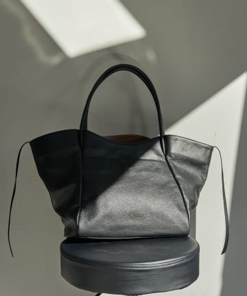 GALLARDAGALANTE(ガリャルダガランテ) 【2.718】シュリンクレザートート