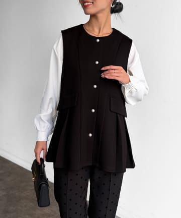 Chez toi(シェトワ) タックペプラムダンボールベスト