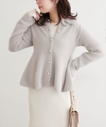 natural couture(ナチュラルクチュール) フェザーペプラムニットカーディガン