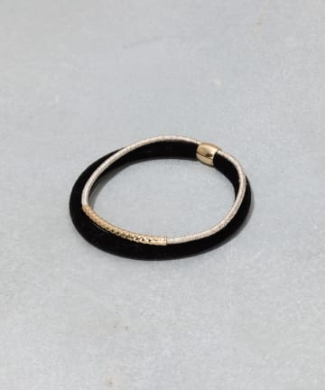 3COINS(スリーコインズ) 異素材メタルパーツポニー