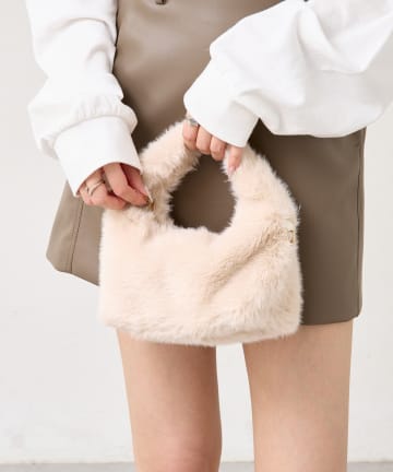 mystic(ミスティック) 2wayファーBAG