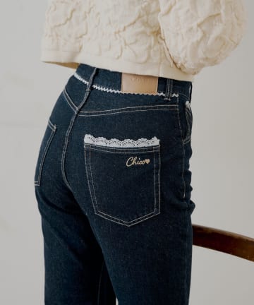 Chico(チコ) レースデザインフレアデニム