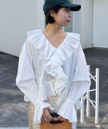 CIAOPANIC TYPY(チャオパニックティピー) ≪26SS展示会アイテム≫【wiilow】ラッフルフリルブラウス