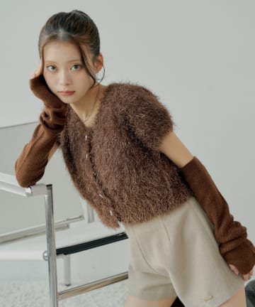 OUTLET(アウトレット) 【Chico】リブアームウォーマー付シャギー半袖ニット