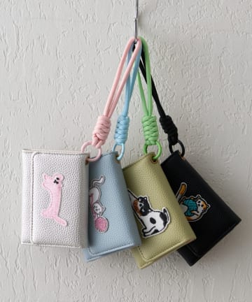 Remind me and forever(リマインドミーアンドフォーエバー) 【WEB限定】ストラップ付ネコ刺繍カードケース