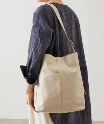 BEARDSLEY(ビアズリー) 《本革》スムースレザーショルダーBag