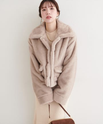 natural couture(ナチュラルクチュール) フェイクファーショートコート