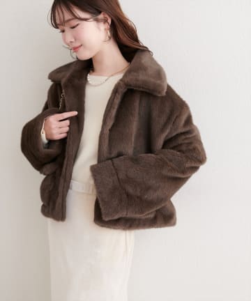 natural couture(ナチュラルクチュール) フェイクファーショートコート