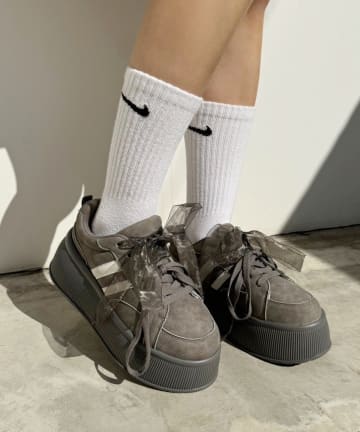 one after another NICE CLAUP(ワンアフターアナザー ナイスクラップ) リボンカスタムスニーカー