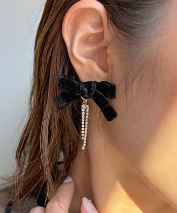 Lattice(ラティス) 【オケージョン】ベロアリボンイヤリング