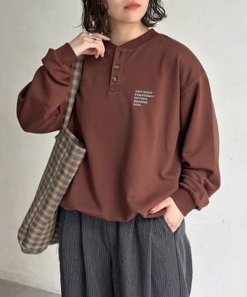 CPCM(シーピーシーエム) 古着ライク胸刺繍ヘンリースウェット