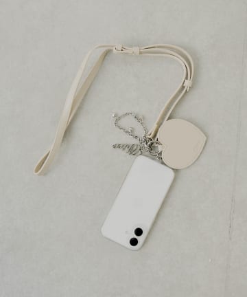 OUTLET(アウトレット) 【Chico】ハートチャーム付きスマホショルダー