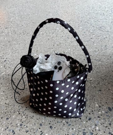 OUTLET(アウトレット) 【CIAOPANIC TYPY】バラチャーム付きサテンバッグ