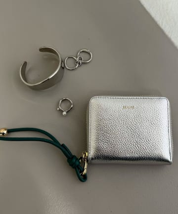 FREDY & GLOSTER(フレディ アンド グロスター) 【WEB限定】【BEAURE/ビュレ】レザーストラップウォレット M