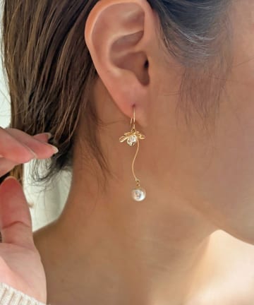 Lattice(ラティス) フラワーピアス