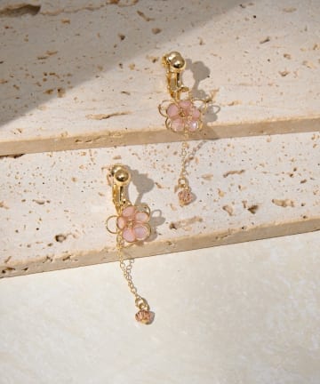 Lattice(ラティス) 華奢フラワーイヤリング