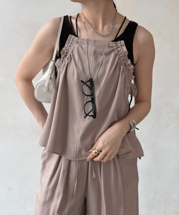 DOUDOU(ドゥドゥ) 【セットアップ可能】リヨセルツイルフリルキャミ