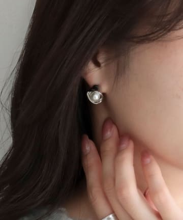 FREDY & GLOSTER(フレディ アンド グロスター) パールバラピアス