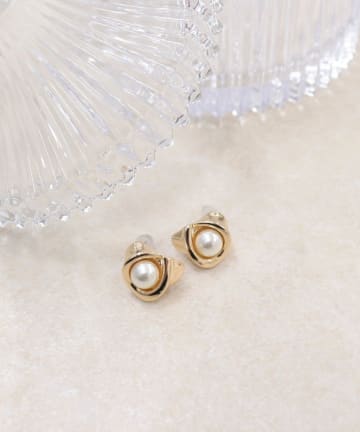 FREDY & GLOSTER(フレディ アンド グロスター) パールバラピアス