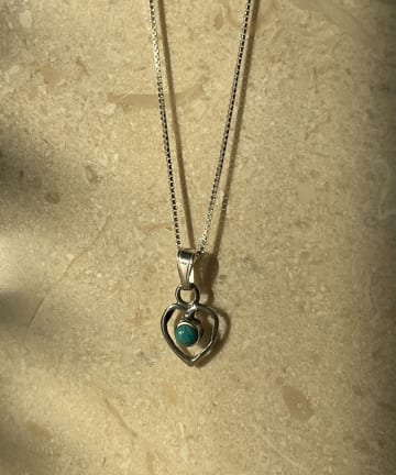 ear PAPILLONNER(イア パピヨネ) 《スターリングシルバー使用》プチハートネックレス