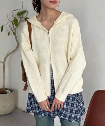 CPCM(シーピーシーエム) ポコポコニットパーカー