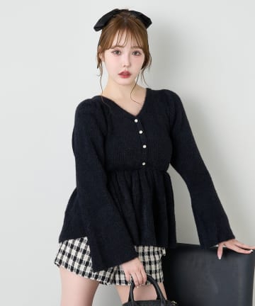 one after another NICE CLAUP(ワンアフターアナザー ナイスクラップ) バックリボンフェザーペプラムニット