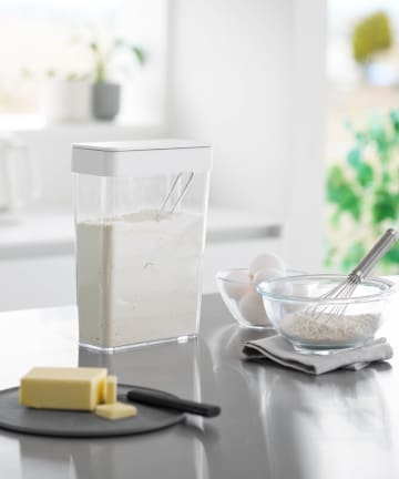 BIRTHDAY BAR(バースデイバー) 【tower タワー】パッキン付きスリム収納ケース タワー 2.3L ホワイト