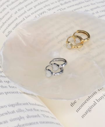 FREDY & GLOSTER(フレディ アンド グロスター) ステンレスハートリングピアス