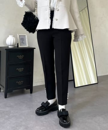 prose verse(プロズヴェール) 【パール付き】スリムテーパードパンツ