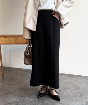 Chez toi(シェトワ) パイピングナロースカート