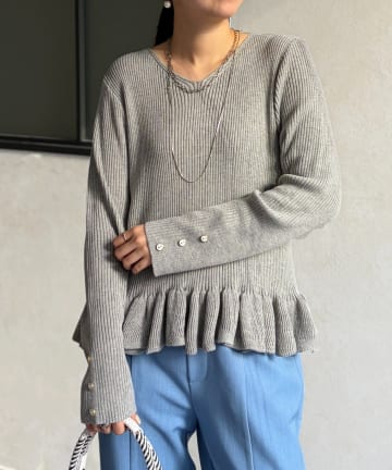 Chez toi(シェトワ) 裾フリルニットプルオーバー