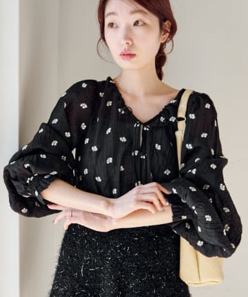 Kastane(カスタネ) 【4色展開】フラワーステッチブラウス