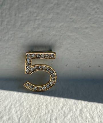 LOUNGEDRESS(ラウンジドレス) 【GALENA/ガレナ】ナンバーブローチ