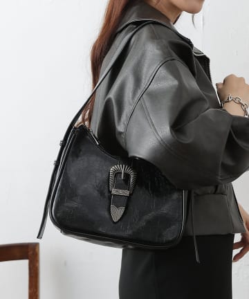 COLONY 2139(コロニー トゥーワンスリーナイン) ウエスタンバックルベルトフェイクレザーバッグ