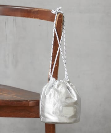 BIRTHDAY BAR(バースデイバー) メタリックミニ巾着バッグ