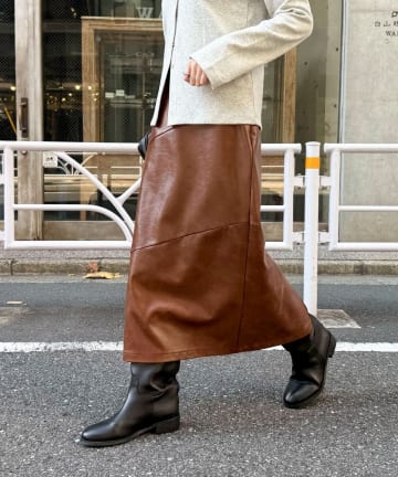 FREDY & GLOSTER(フレディ アンド グロスター) ヴィンテージライクレザースカート