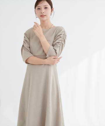 natural couture(ナチュラルクチュール) フラワージャガードジゴスリーブワンピース