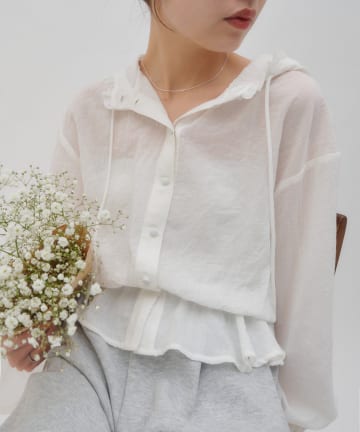 DISCOAT(ディスコート) 【SS先行予約/umm.】フード付き裾フリルシャツ