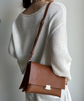 DOUDOU(ドゥドゥ) ソフトフラップハンドバッグ