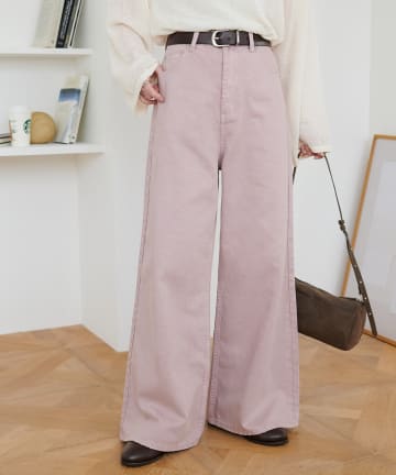 DISCOAT(ディスコート) 【1/17(土)19：00~ 予約開始/SS先行予約】カラーセミフレアパンツ