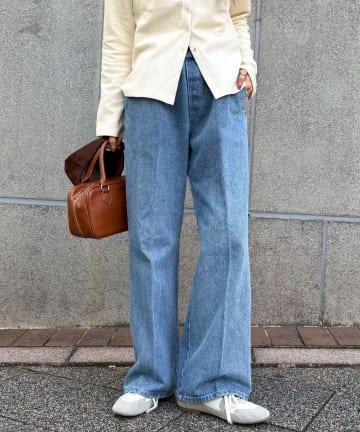 FREDY & GLOSTER(フレディ アンド グロスター) フレアーデニムイージーパンツ