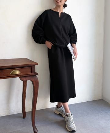 Chez toi(シェトワ) スキッパーボンディングプルオーバー×ナロースカート