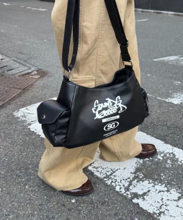 CIAOPANIC TYPY(チャオパニックティピー) 【SOUNDS GOOOOD】レザーハーフムーンバッグ