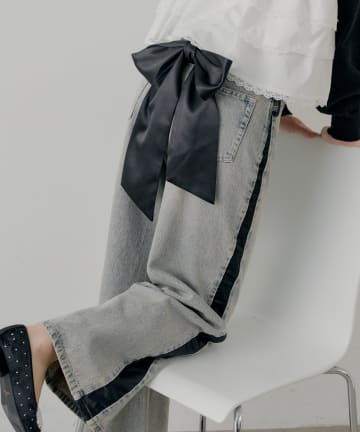 Chico(チコ) 【SALON by Chico】取り外しリボンサイドラインストレートルーズデニム