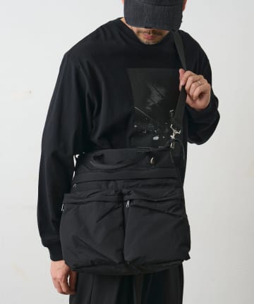 COLONY 2139(コロニー トゥーワンスリーナイン) マルチポケットヘルメットバッグ