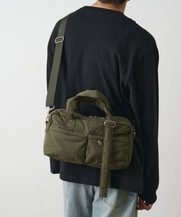 COLONY 2139(コロニー トゥーワンスリーナイン) マルチポケットボストンバッグ