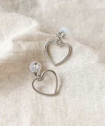 3COINS(スリーコインズ) ストーンメタルハートイヤリング／KIDS
