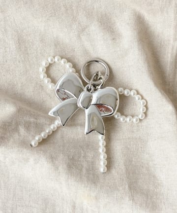 3COINS(スリーコインズ) ダブルリボンキーホルダー