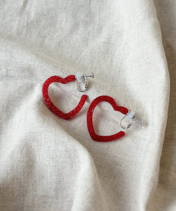 3COINS(スリーコインズ) ラメハートフープイヤリング／KIDS