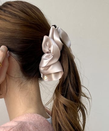 3COINS(スリーコインズ) サテンドレープバナナ